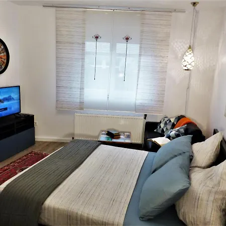 Altes Brauhaus بيت ضيافة Gangelt